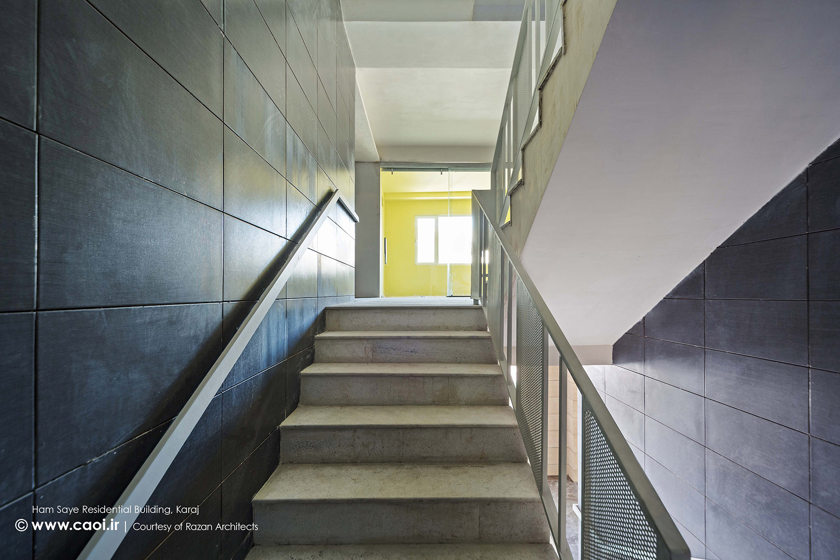 Ham_Saye_Residential_Building_in_Karaj_by_Razan_Architects__15_